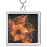 Collar de plata abstracto de Lightworks