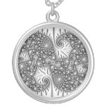 Collar de plata de Paisley