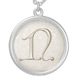 Collar de plata del monograma - letra N
