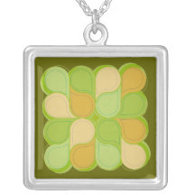 Collar de serpenteo del verde del descenso del ras