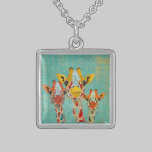 Collar de tres jirafas que mira a escondidas collares