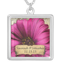 Collar del aniversario de la margarita de Gerber d