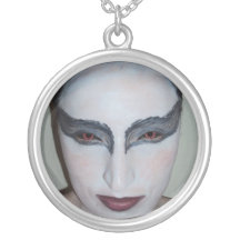 Collar del cisne negro de Jacqui B