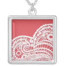 Collar del cuadrado del corazón del cordón