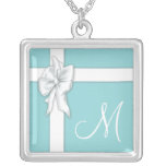Collar del monograma de la caja de regalo