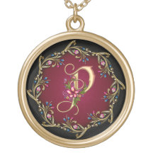 Collar del monograma de P