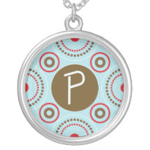 Collar del monograma - letra P