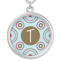 Collar del monograma - letra T