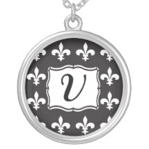 Collar del monograma - letra V de la flor de lis
