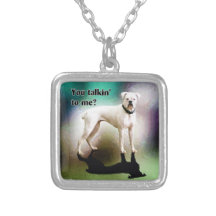 Collar descarado del perro blanco del boxeador