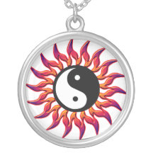 Collar el flamear Yin Yang Sun