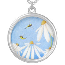 Collar feliz de las margaritas de la abeja