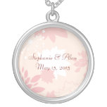 Collar floral rosado del boda