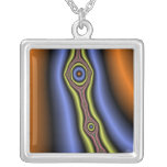 Collar geométrico colorido del fractal