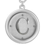 collar inicial de C