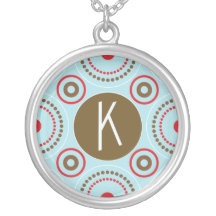 Collar inicial del monograma K