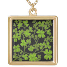 Collar irlandés de los tréboles del trébol