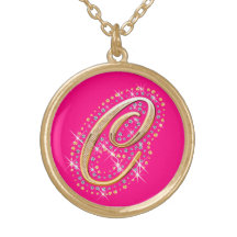 Collar lindo con C inicial