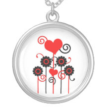 Collar rojo de los corazones y de los remolinos