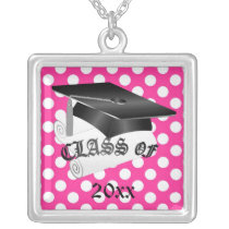 Collar rosado y negro de la graduación collares