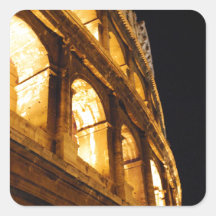 Colosseum en la noche calcomanías cuadradases