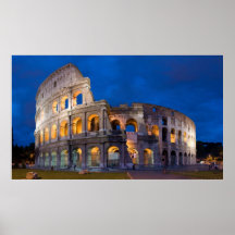 Colosseum en la oscuridad posters