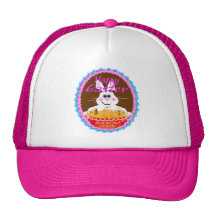Conejito de pascua con píos gorra