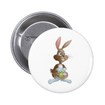 Conejo de conejito de pascua que sostiene la cesta pin