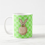 Conejo que come una flor taza de café