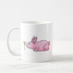 Conejo rosado con la flor tazas de café