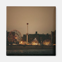 Coney Island en la noche Iman