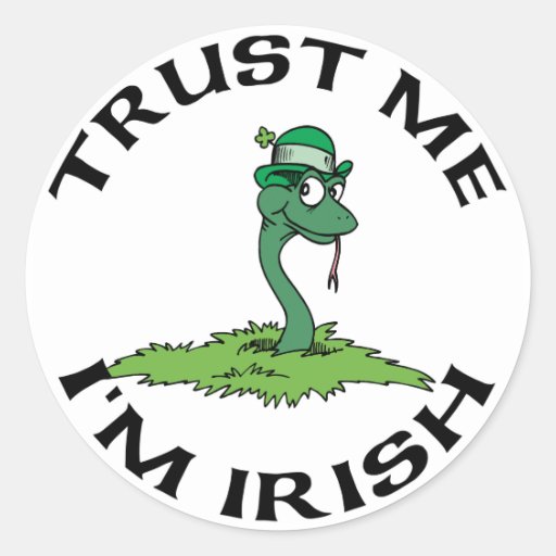 Confíe en que yo es regalo irlandés etiqueta redonda
