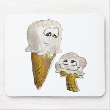 Conos de helado lindos del dibujo animado tapetes de raton