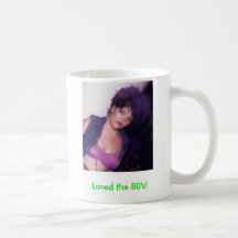¡Consiguió amar los años 80! Taza