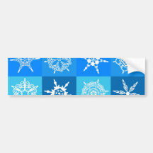 Copos de nieve blancos en cajas azules etiqueta de parachoque