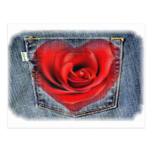 Corazón color de rosa postal