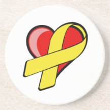Corazón con los prácticos de costa amarillos de la posavasos manualidades