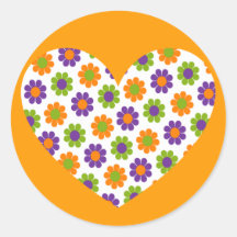 Corazón del flower power etiqueta redonda
