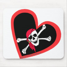 Corazón del pirata alfombrillas de ratón