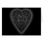 Corazón negro. Diseño modelado del corazón Felicitacion