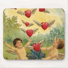 Corazones de los Cupids del el día de San Valentín Tapetes De Ratones