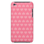 Corazones del rosa barely there iPod protectores