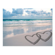 Corazones dibujados en la arena tarjetas postales