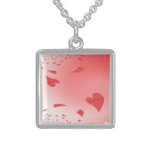 Corazones en el collar rosado