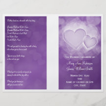 Corazones modernos del programa del boda púrpuras tarjeton