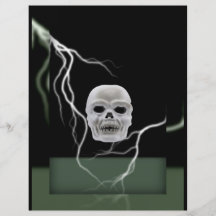 Cráneo de Halloween y tarjeta de la iluminación Tarjetón
