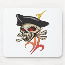 Cráneo de juego del pirata alfombrilla de ratones