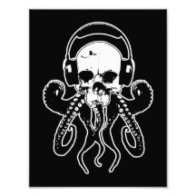 Cráneo DJ del pulpo con arte gótico de los auricul Fotografia