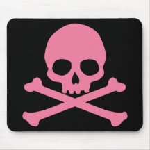 Cráneo rosado simple y bandera pirata tapetes de raton