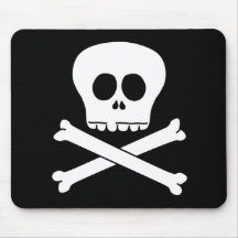 Cráneo y bandera pirata tapete de ratón